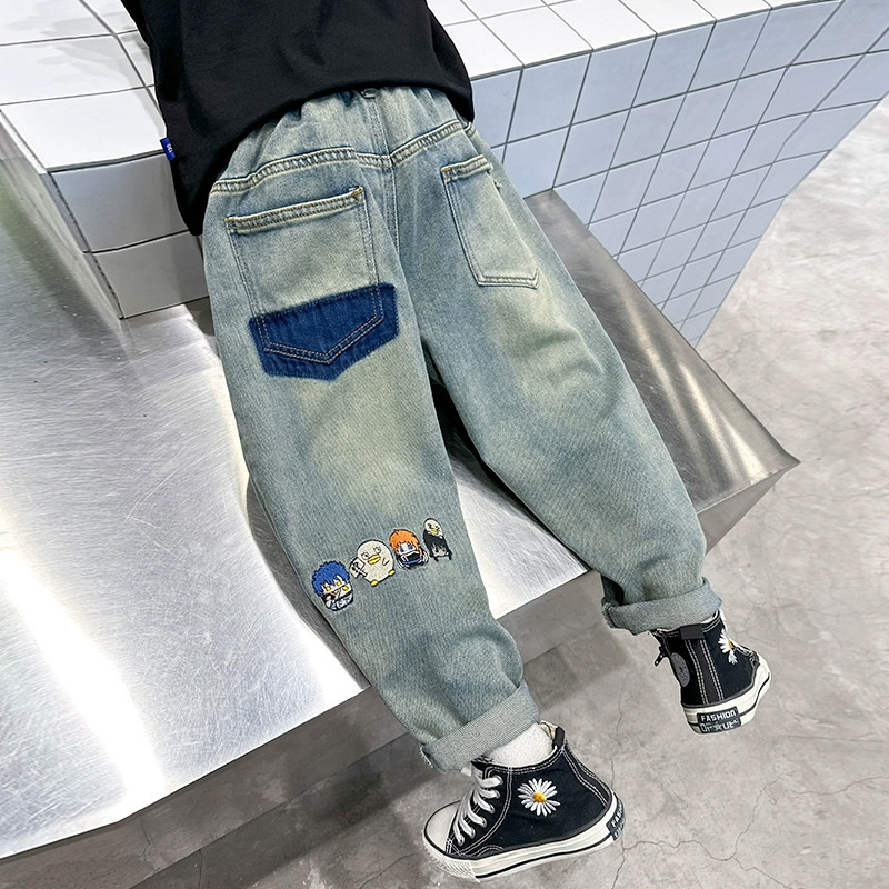 男童牛仔裤儿童男孩秋季裤子卡通牛仔裤中大童直筒长裤时尚