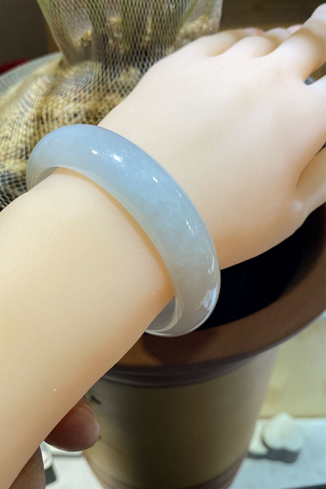 天然翡翠A货翡翠手镯，圈口58.5mm,糯种平安镯-6089