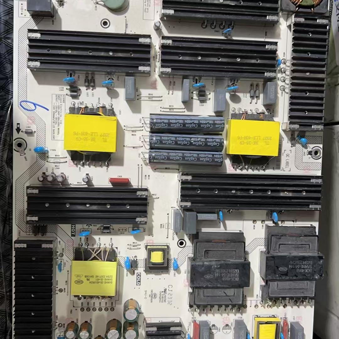 海信85E3G-J电源板7.820.13064