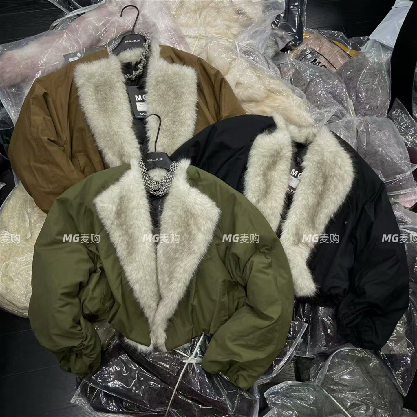 韩国东大门2025冬宽松休闲短款大毛绒翻领羽绒内胆白鸭绒时髦外套