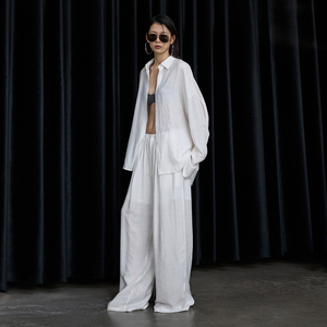 ourhour 薄款肌理感 白色黑色翻领宽松衬衫阔腿裤 女秋设计感套装