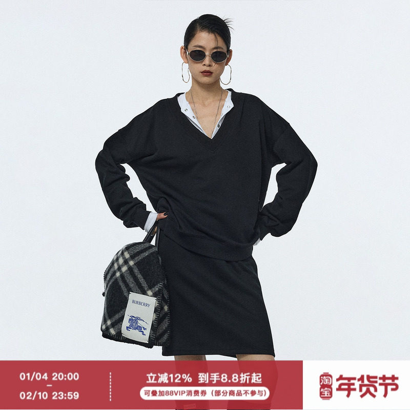 ourhour Athflow风 黑色大V领螺纹边宽松长袖卫衣 女冬设计感上衣,女装/女士精品,卫衣/绒衫,淘宝优惠券,粉丝福利购,淘宝优惠卷