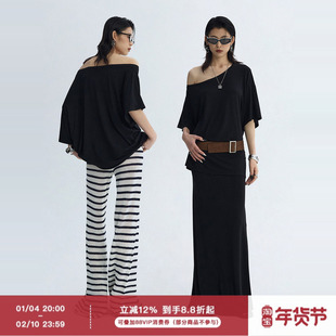 ourhour 一字斜肩 黑色大领口露肩宽松短袖上衣 女夏设计感薄T恤