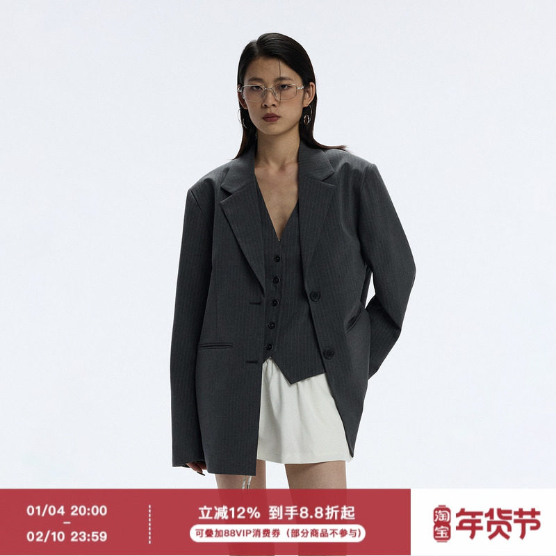 ourhour 知识分子 深灰条纹翻领宽松西装V领马甲 女秋设计感套装,女装/女士精品,时尚套装,淘宝优惠券,粉丝福利购,淘宝优惠卷