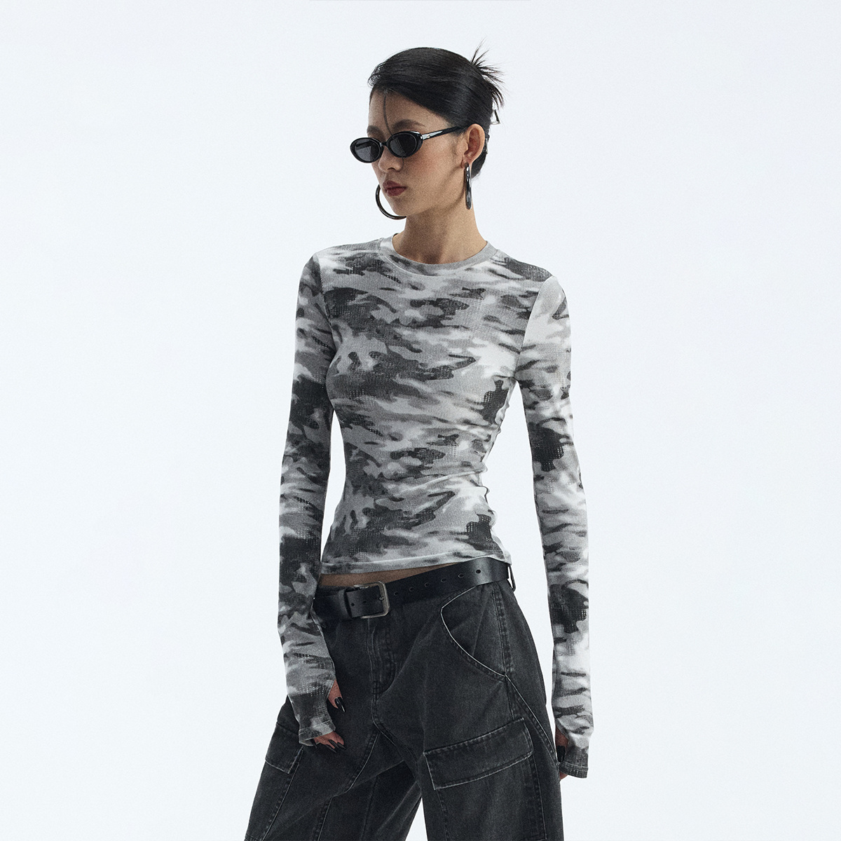 ourhour灰白迷彩圆领正肩长袖T恤