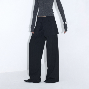 裤 梨形显瘦黑白条纹裙帘宽松弯刀西装 2026春 假两件拼接 ourhour