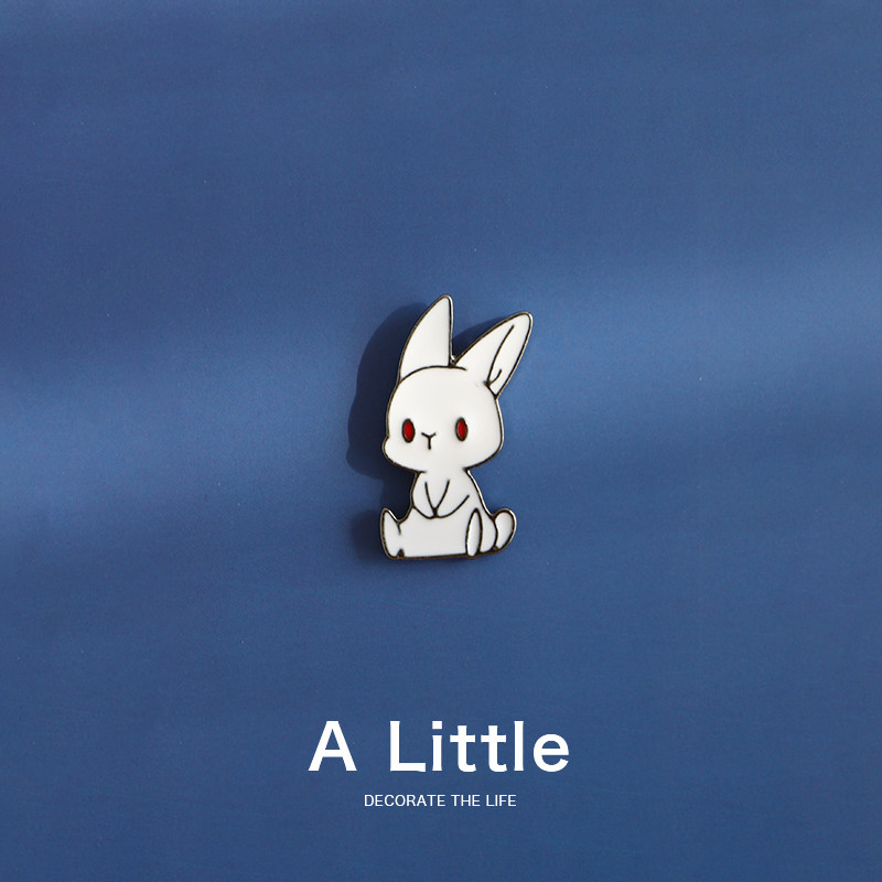 a little乖乖小白兔胸针男女可爱金属徽章情侣别针学生包包装饰品