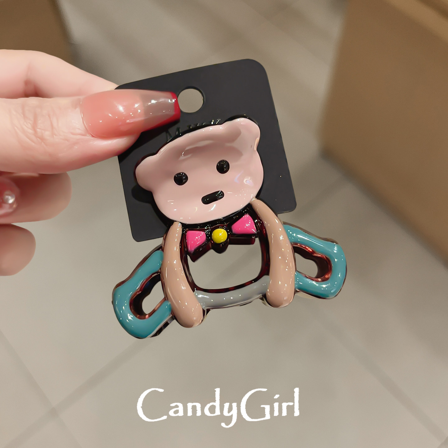 韩国东大门可爱卡通小熊发夹女创意小众鲨鱼夹后脑勺发量少盘发抓