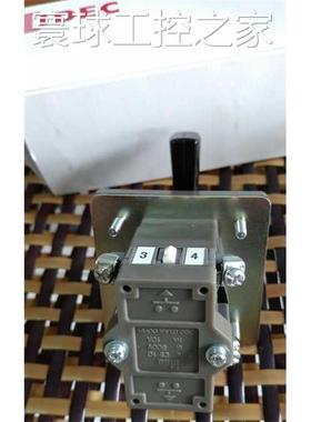 非实价和泉IDEC 两位开关 UCSQM-134RR-P2B-C1010 原装正品