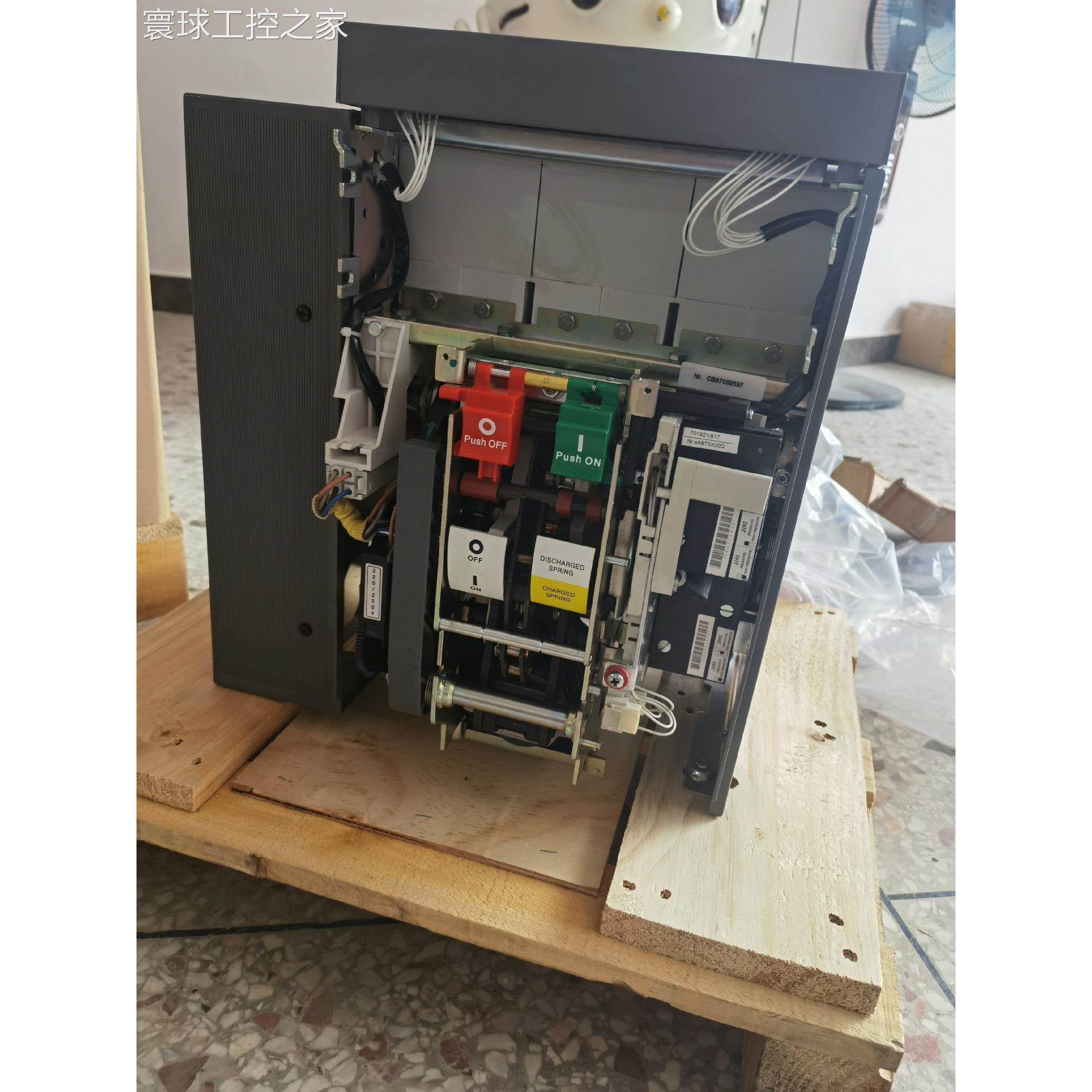 非实价ABB框架断路器 E1 E2 E3