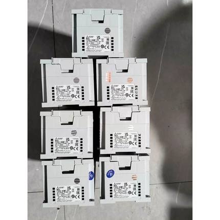 FX5U-80MT/ES，22年后产品，几乎。现货10台