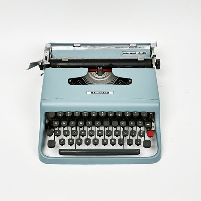复古打字机olivetti意大利制造