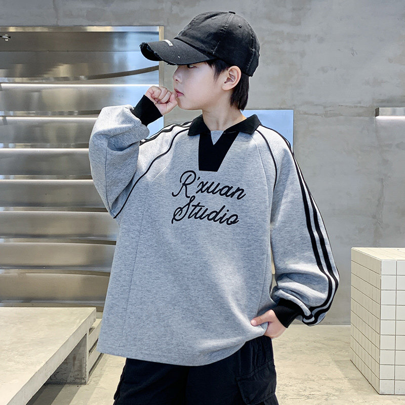 男童卫衣春秋款2026新款洋气儿童春季打底衫中大童春装男孩上衣帅