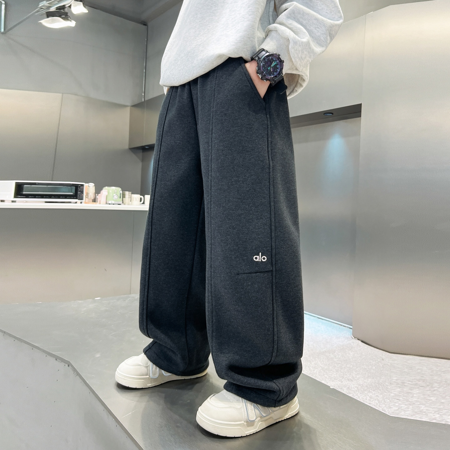 男童一体绒运动裤秋冬季2026新款洋气儿童冬款加厚中大童加绒卫裤