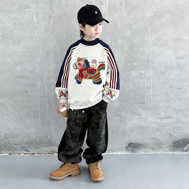 男童马年刺绣卫衣春秋款2026新款洋气儿童本命年衣服中大童春季潮