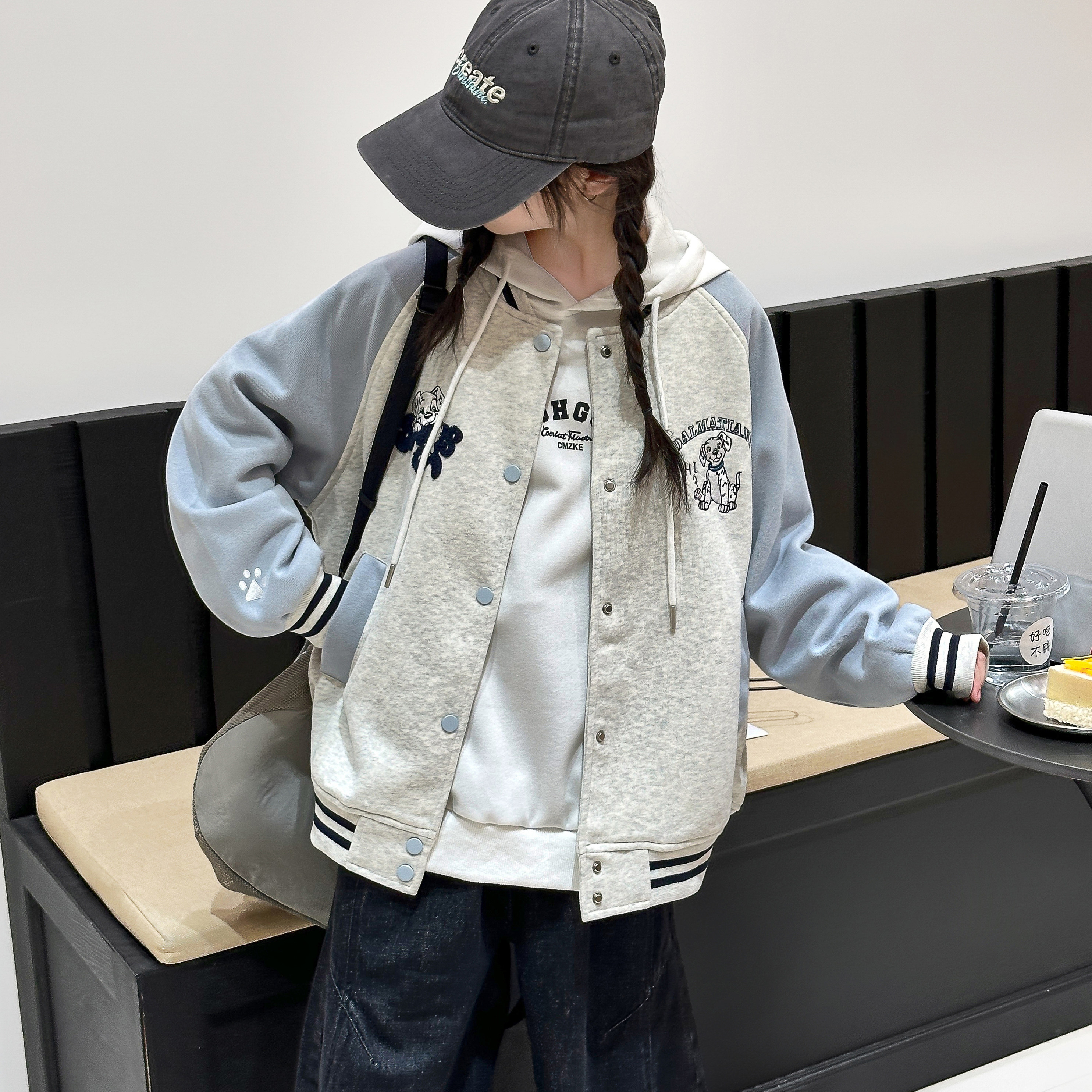 加厚秋冬季立领拼色外套宽松保暖