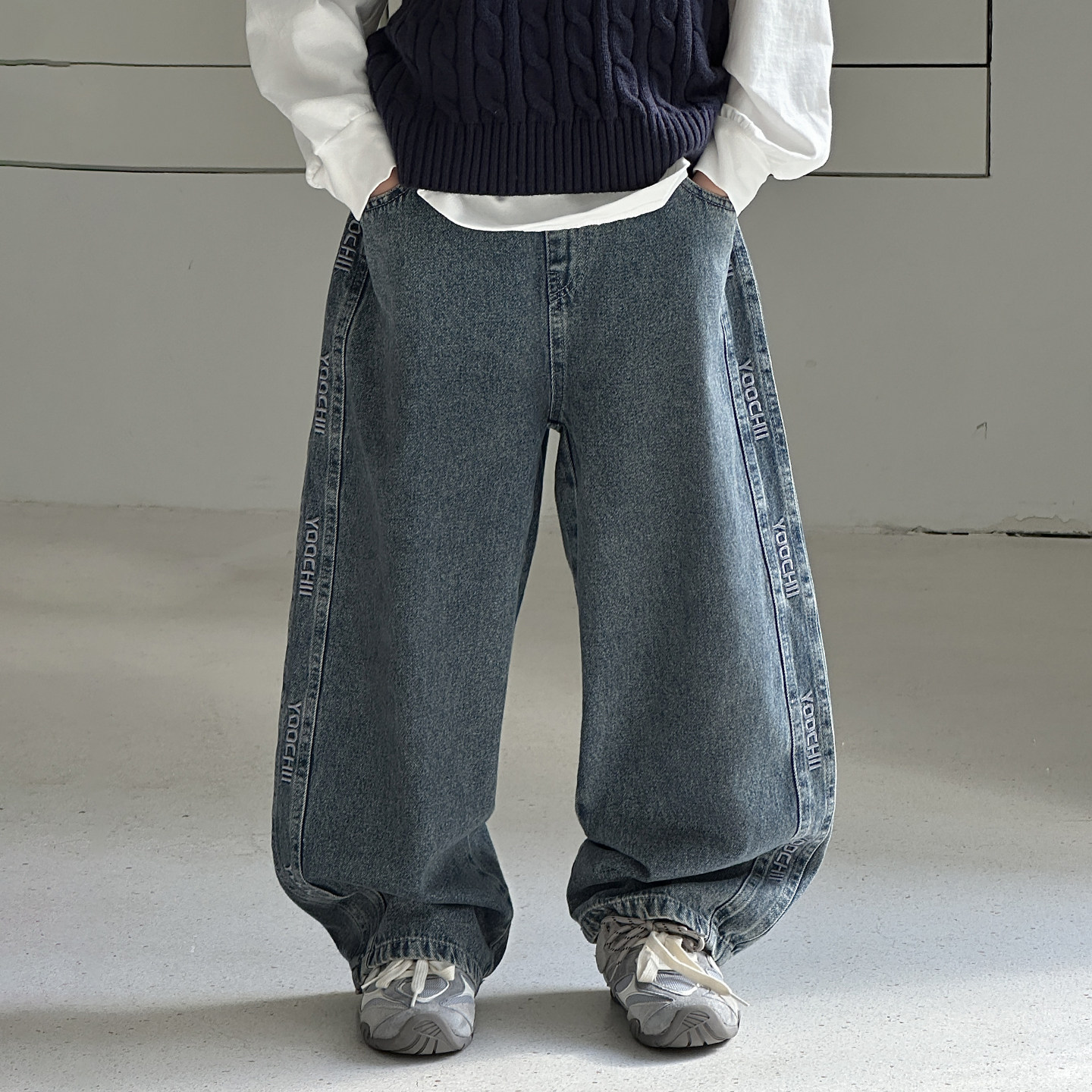 男童阔腿牛仔裤春秋款2026新款痞帅儿童秋季休闲裤中大童秋装裤子