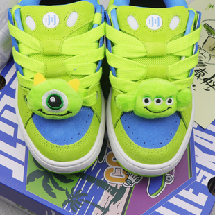 卡通毛绒绿色独眼仔鞋带扣配饰 适配顽刻三眼仔diy恐龙鞋带饰品
