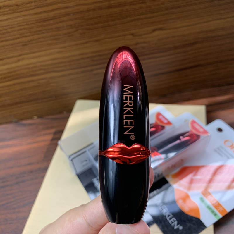 麦尔卡伦补水保湿润唇膏滋润口红