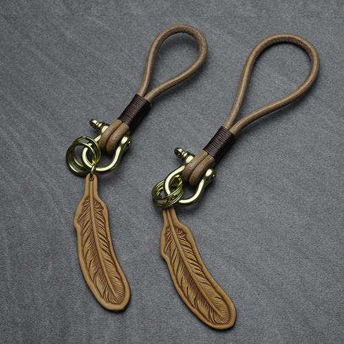 Luckey牛皮纯铜钥匙扣