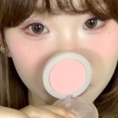 裸妆炫彩修饰细腻自然 罗小曼单色腮红联名款 牛奶樱花粉真 好嫩