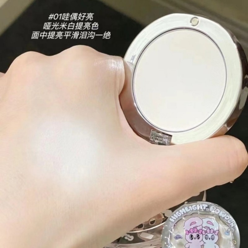 特别牛的白色提亮 flortte花洛莉亚bunny联名哑光高光提亮遮泪沟