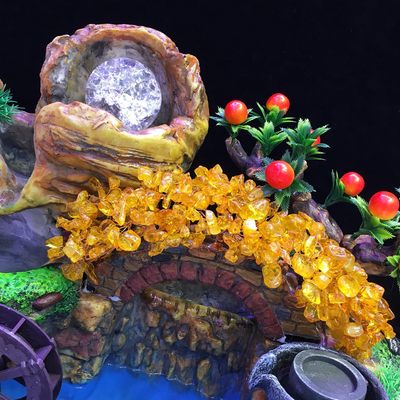 小桥流水人家，水晶招财桥 听水声潺潺，细水才能长流