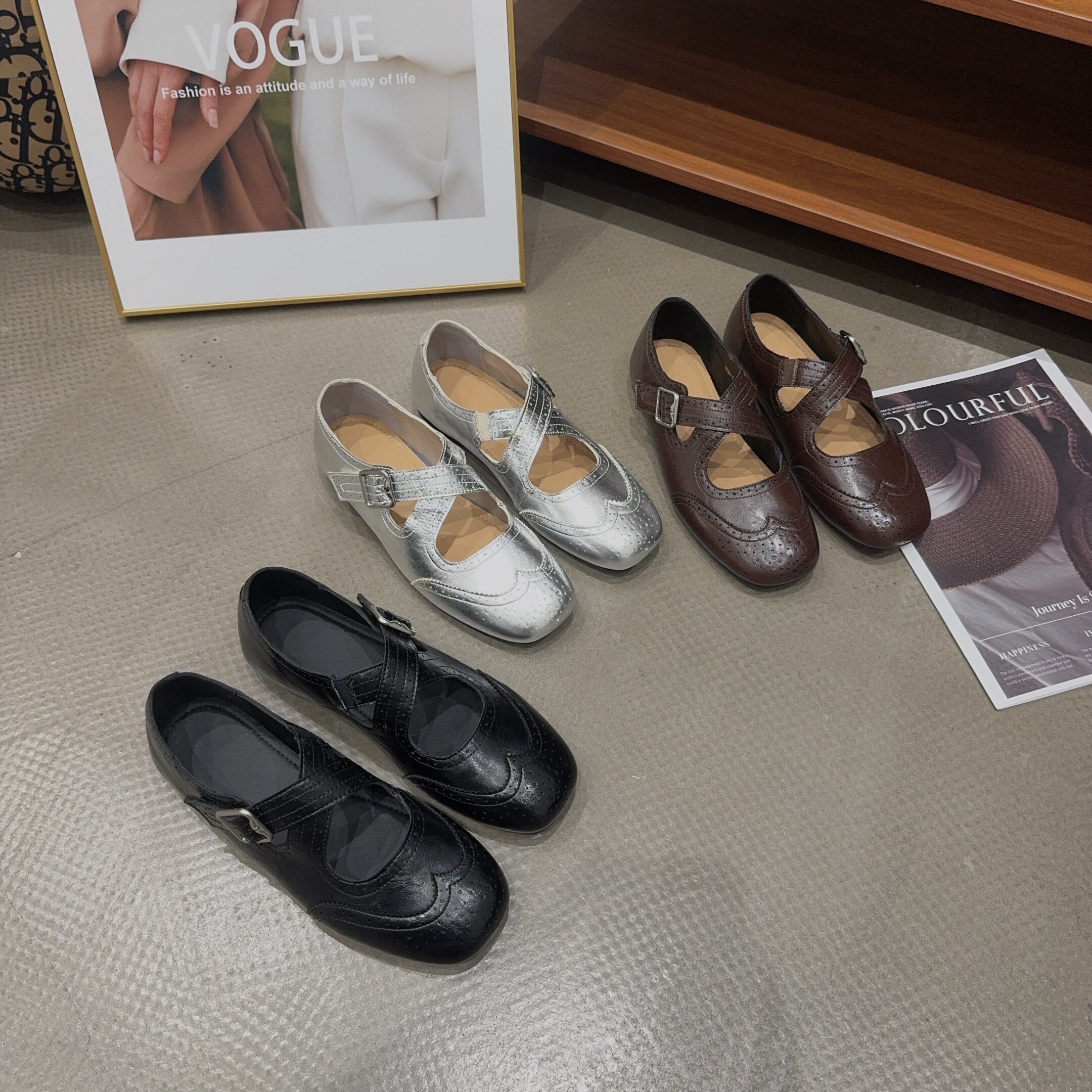 1729-1春夏季新品女真皮雕浅口单鞋