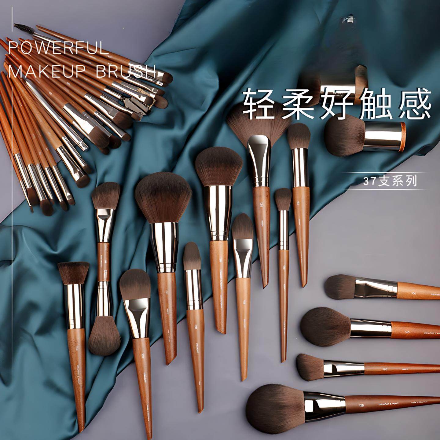 确实有两把刷子眼影刷羊毛化妆刷