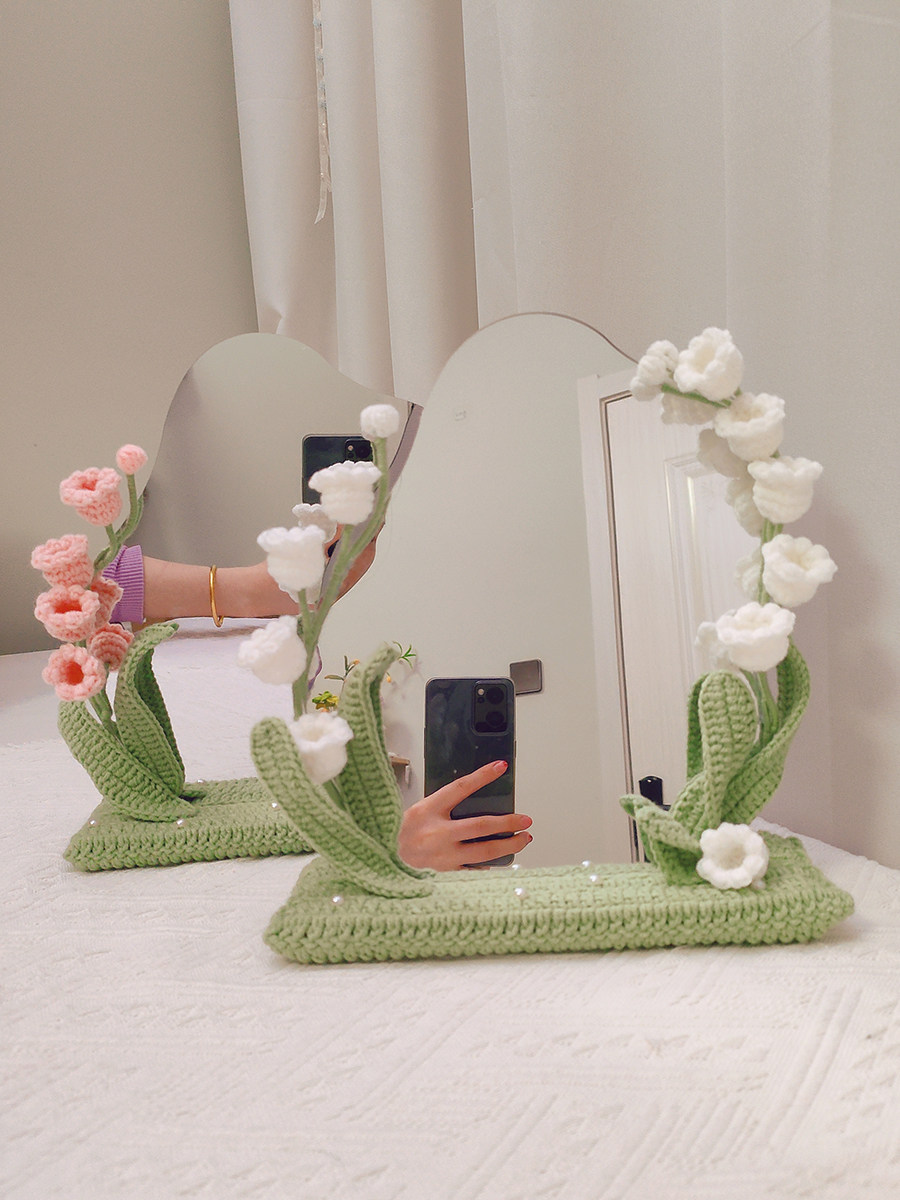 DIY HAND-CROCHETED LILY-OF-THE-VALLEY BOUQUET MAKE-UP MIRROR DECORATION WOOL KNITTING MATERIAL PACKAGE FOR GIRLFRIENDS BIRTHDAY GIFT