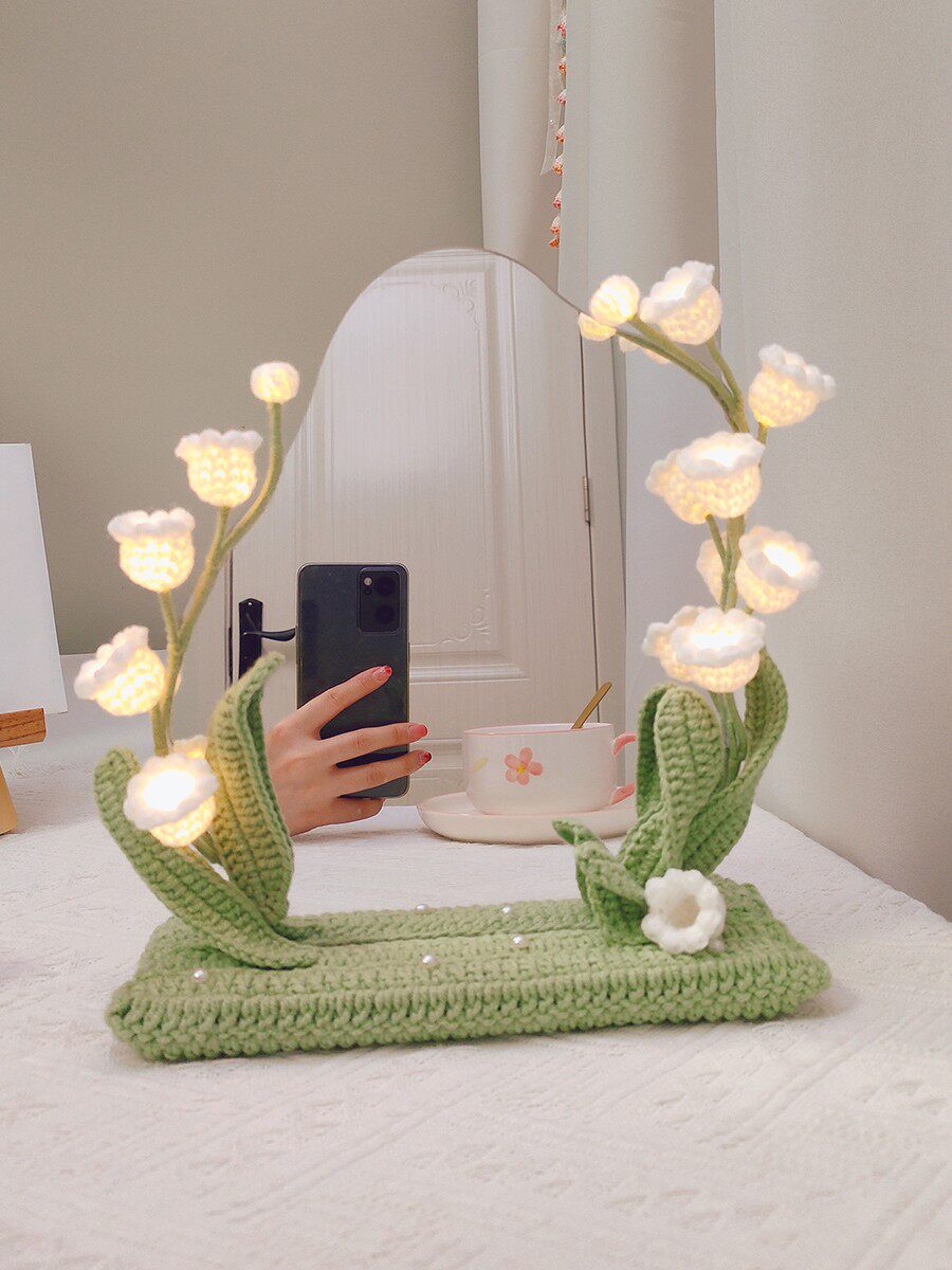 DIY HAND-CROCHETED LILY-OF-THE-VALLEY BOUQUET MAKE-UP MIRROR DECORATION WOOL KNITTING MATERIAL PACKAGE FOR GIRLFRIENDS BIRTHDAY GIFT