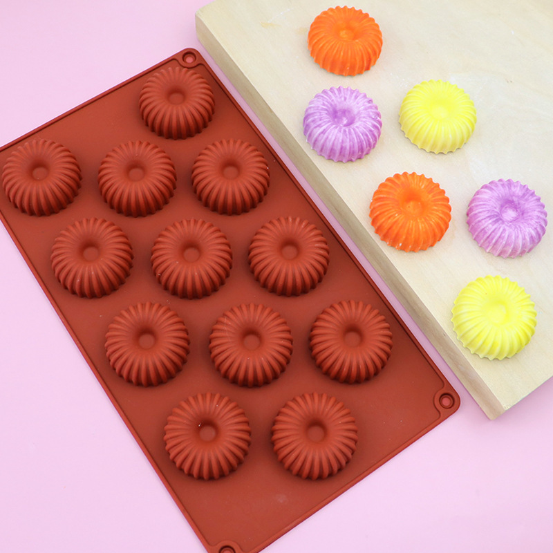 12连花边甜甜圈硅胶模具巧克力密线环模具蛋糕装饰手工饼干曲奇模