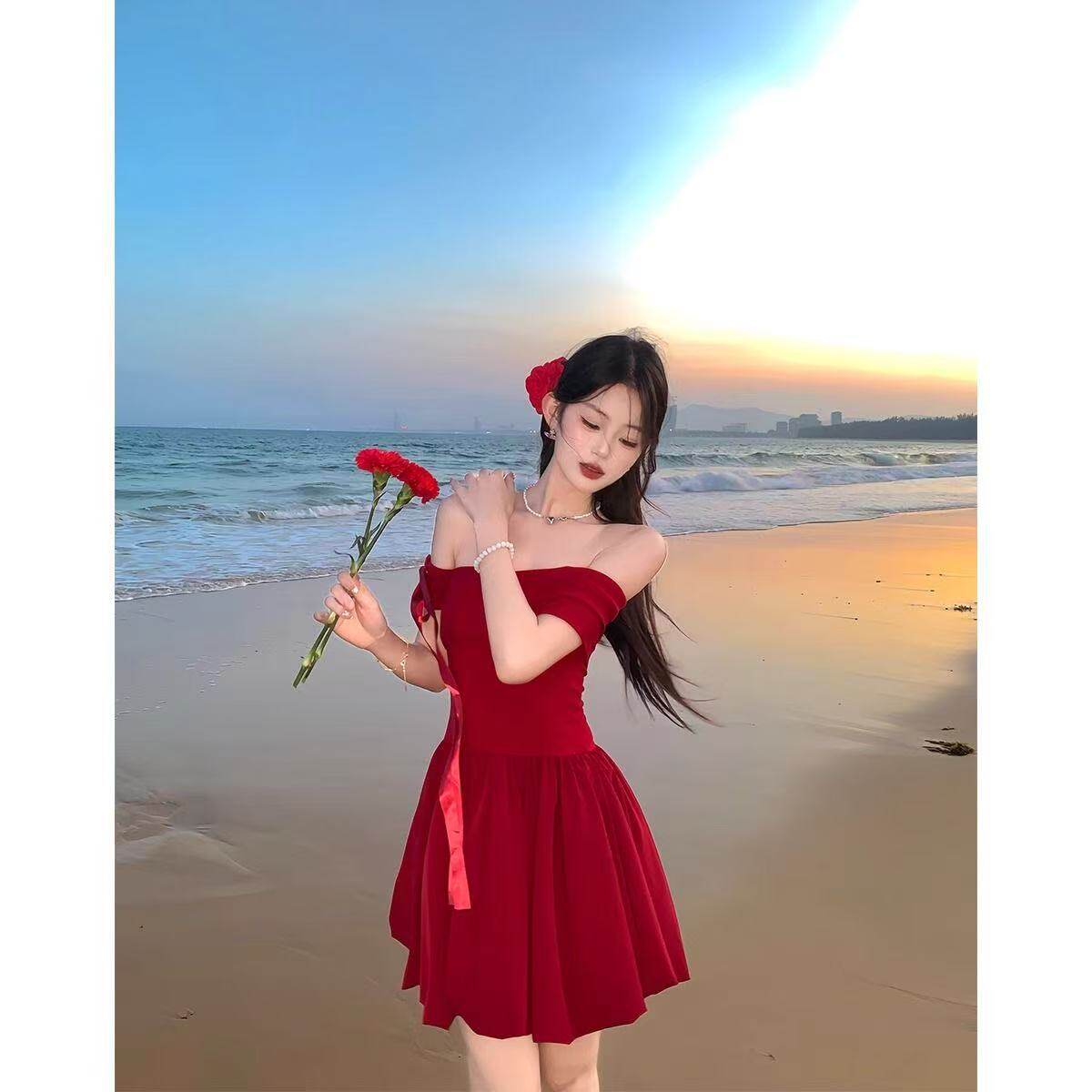 2025新款夏季流行斜肩花苞裙多穿法红色蓬蓬裙韩系甜美连衣裙