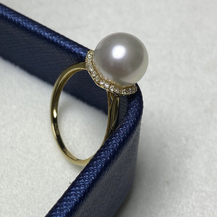 澳白18k金镶钻南洋海水几乎无瑕强光白珠戒指