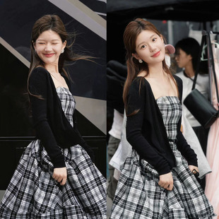 思许妍款20新格裙抹胸色开衫赵露同25春夏款子连衣长裙黑针织外潮