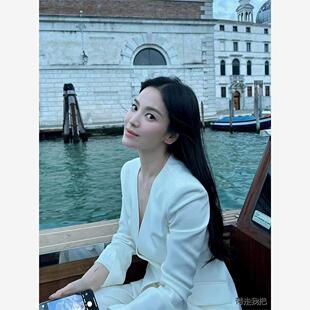 明星宋慧乔同款高级感气质时尚温柔修身V领职业阔腿裤西装套装