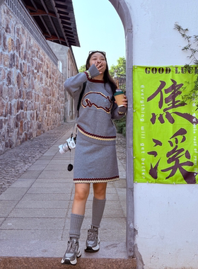 SW绵羊毛混纺灰色针织套装2025秋新款撞色波浪型A摆半裙长袖毛衣