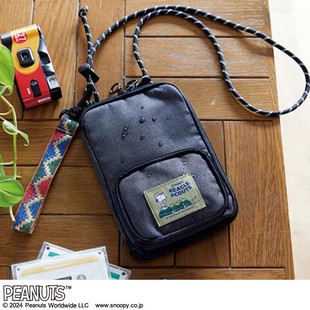 日杂志附录包卡通萌趣单肩包史努比防水斜挎包手机零钱收纳包