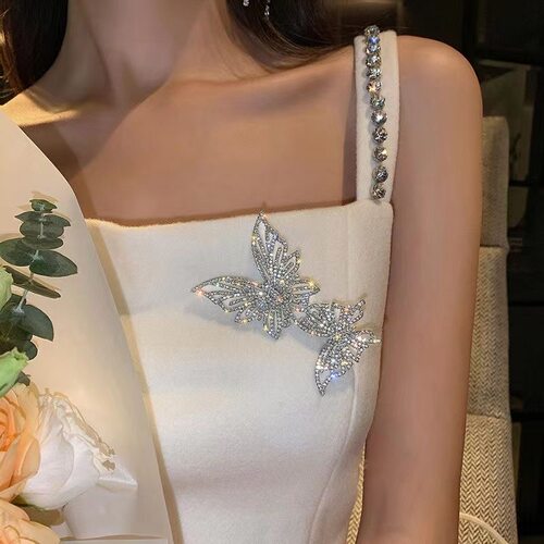 闪钻蝴蝶胸针高档女胸花西装配饰高端精致时尚设计感小众气质别针