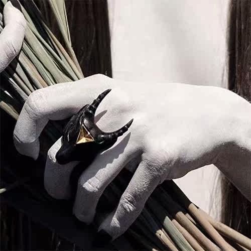 波兰暗黑设计品牌Macabre Gadgets 恶魔山羊戒指黑色朋克潮流