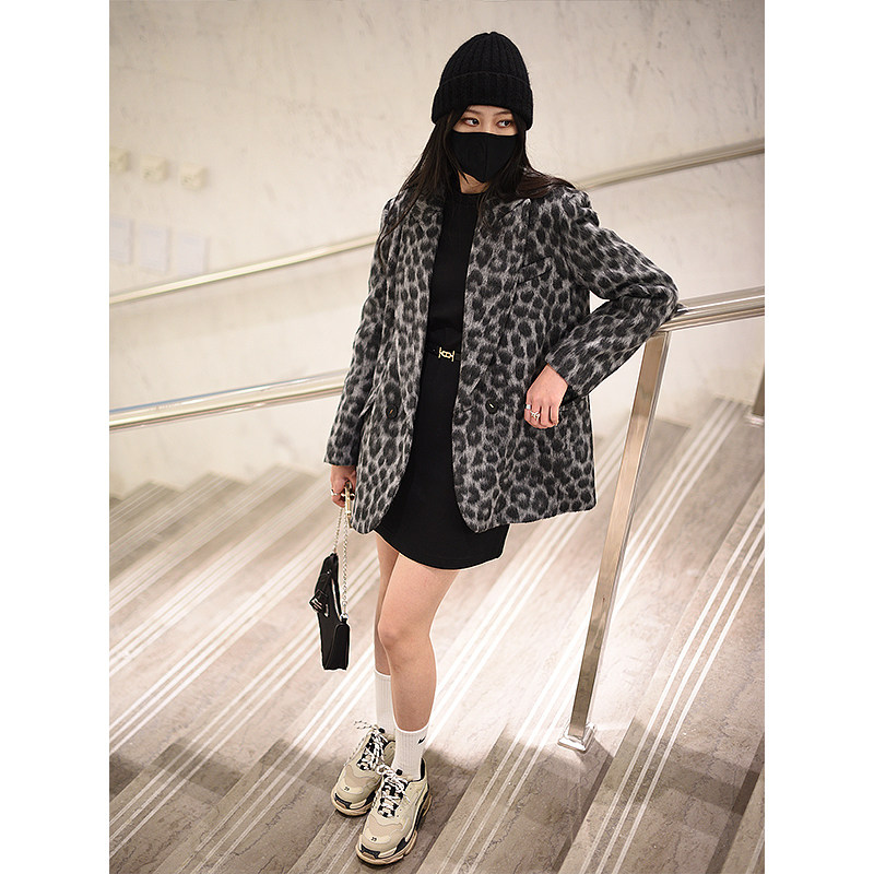 高回头率廓形豹纹小西装2022春季新款炸街宽松时尚西服女ins外套