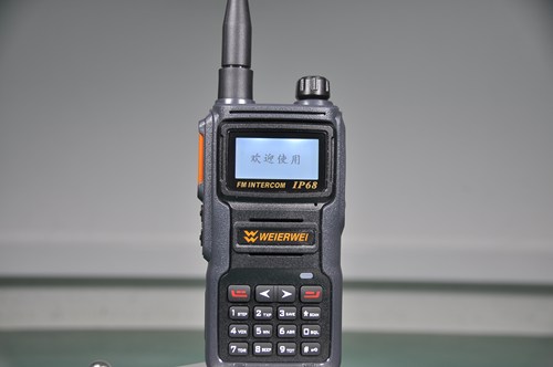 威而威VEV-V570支持IP68对讲机多段接收功率足手台
