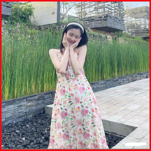 明星张慧雯同款碎花吊带连衣裙2023新款海边度假风裙子女夏季收腰