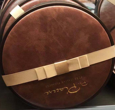 2025新品PerPiaceie卡卡尼什锦牛奶巧克力115g精致铁罐皮革礼盒