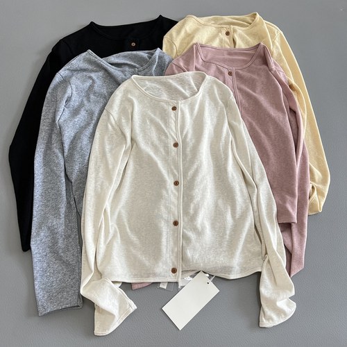 长袖休闲风女士扣子开衫