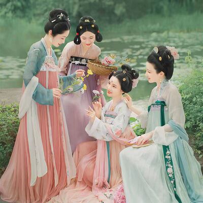 女汉服租赁唐朝复原款超仙飘逸