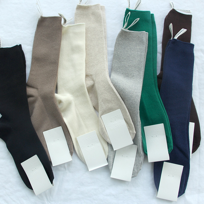 韩国东大门中长筒堆堆袜子女简约纯色带标签纯棉女袜黑白灰秋冬袜