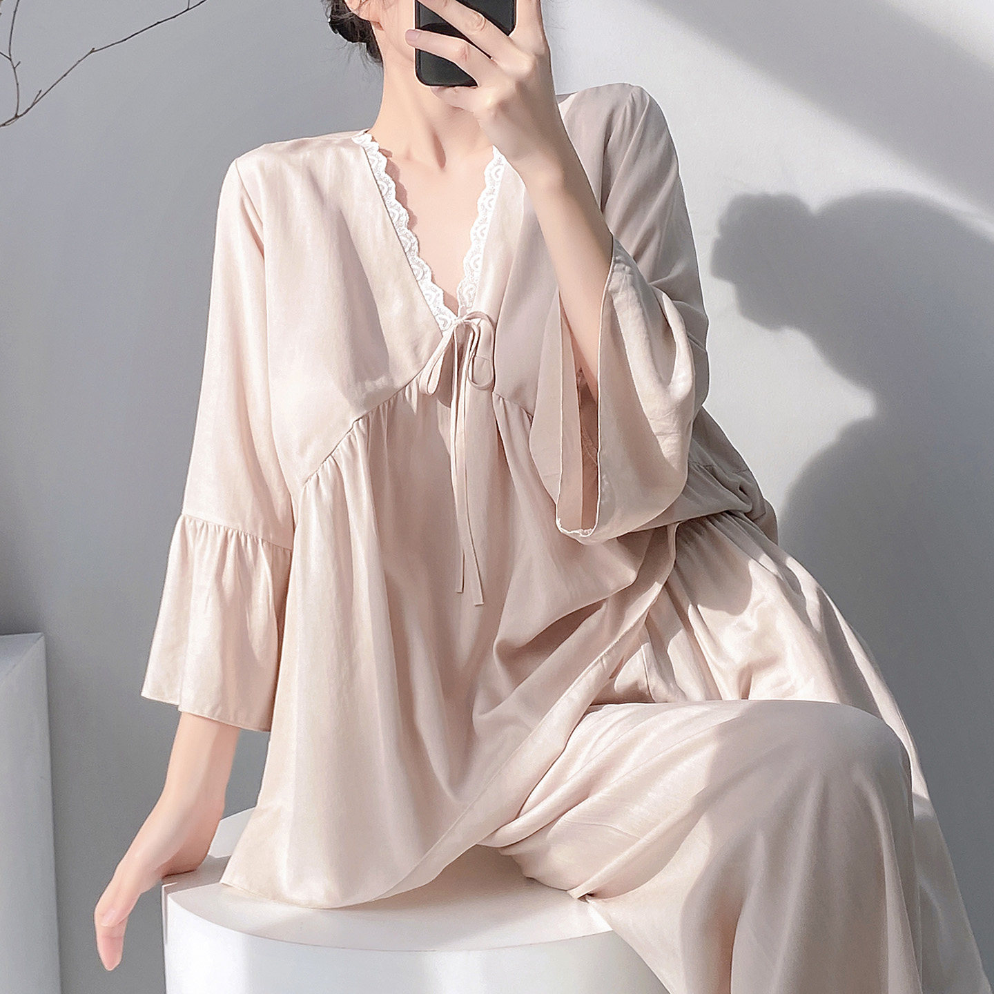 带胸垫棉绸睡衣女春夏季免穿内衣可外穿家居服V领绵绸套装简约风