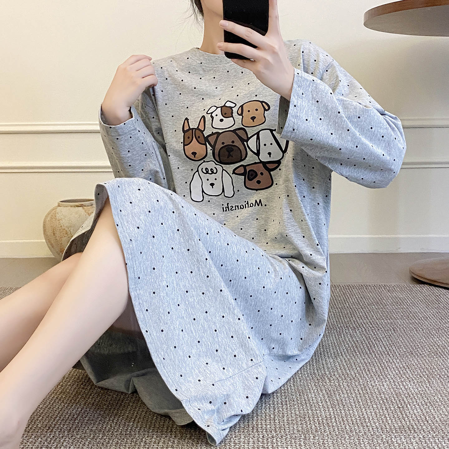 早秋居家纯棉睡裙女春秋可爱卡通小狗长袖加大款波点家居大码睡裙