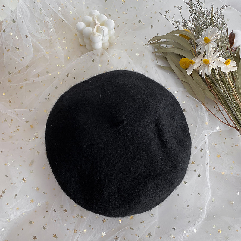 Real shot ~ real price Korean basic versatile Japanese woolen pure color fashion Beret women's various colors